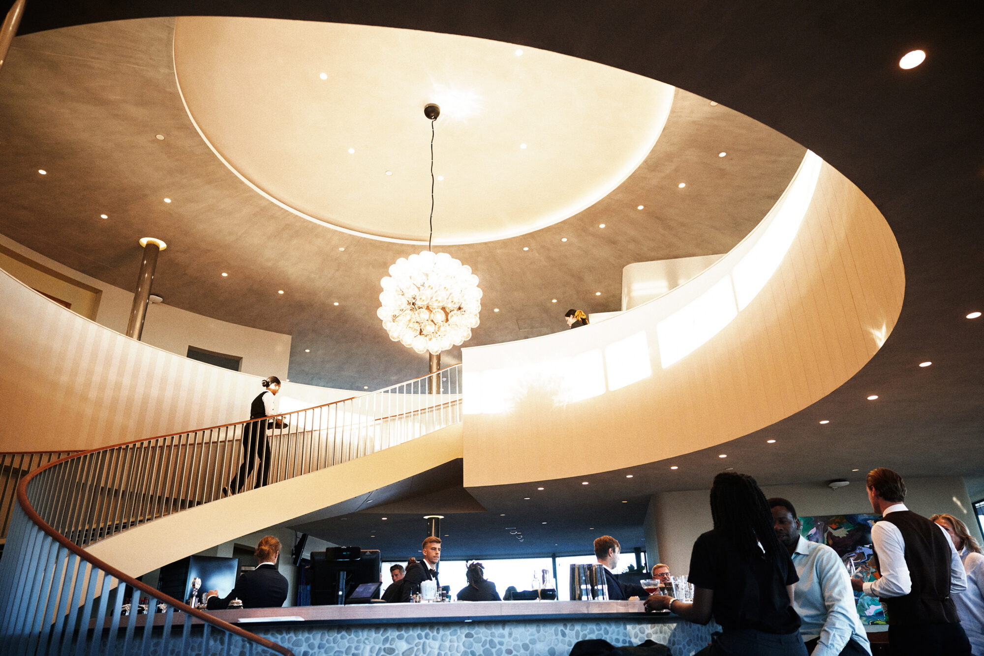 Rotunden på taket av det vernede bygget inneholder bar og restaurant. Foto: Lars Petter Pettersen