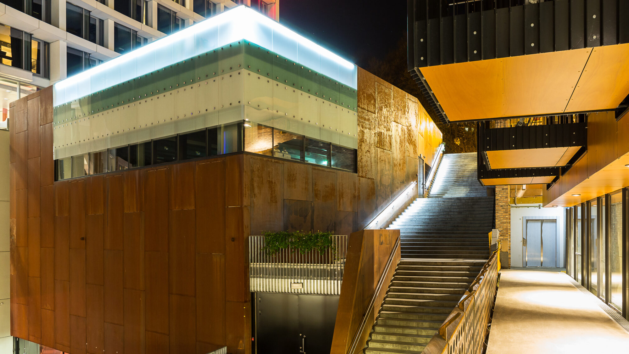 Vulkan Scenebygg. Tove Lauluten