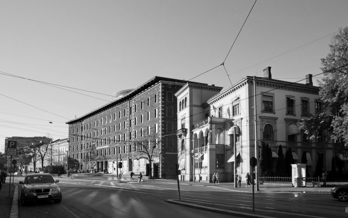 Gatuvy2019 05 09 sorthvittnett