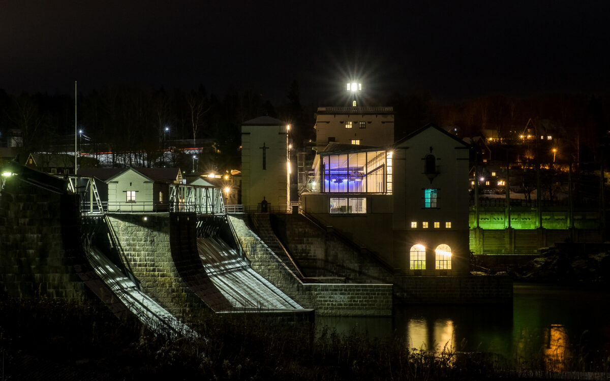 Tlaulutendsf5654print 300dpi